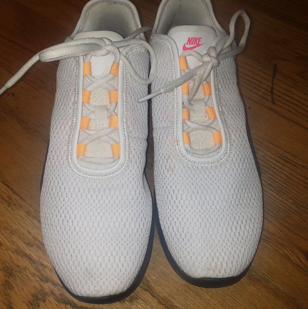 Nike sneakers (WORN 3 TIMES)